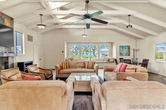 119 Spinnaker Court, Del Mar, CA 92014