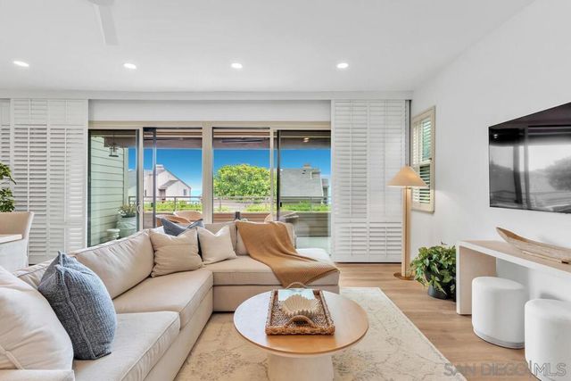119 Spinnaker Court, Del Mar, CA 92014