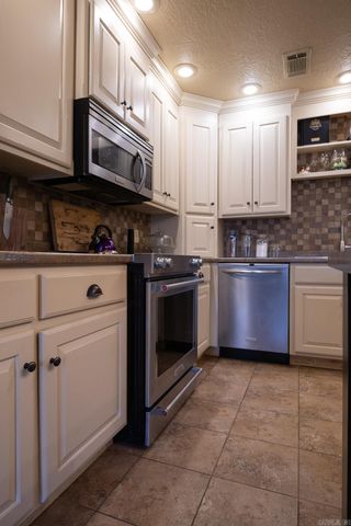 447 S Broad Street, Batesville, AR 72501