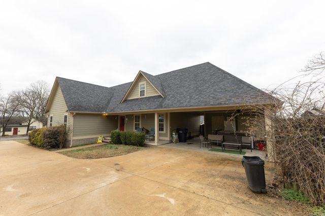 447 S Broad Street, Batesville, AR 72501