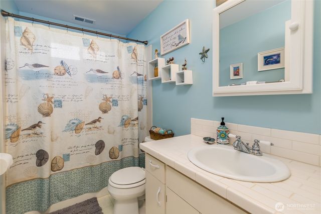 5011 79th Avenue Ct E, Fife, WA 98424