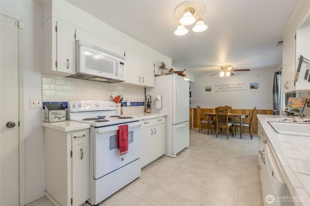 5011 79th Avenue Ct E, Fife, WA 98424