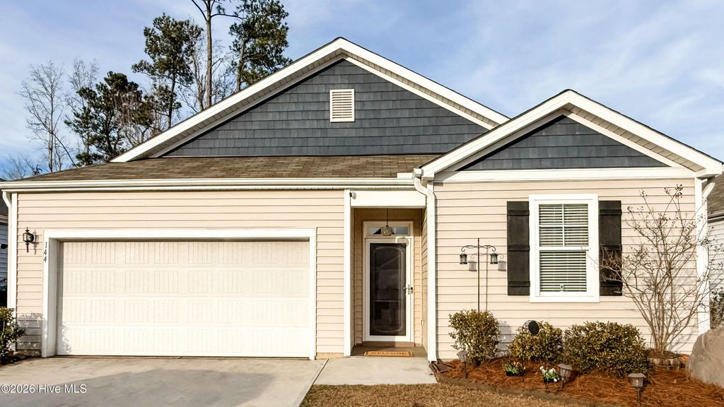 144 Windy Woods Way, Wilmington, NC 28401