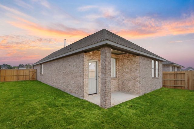 19012 Magnolia Willow Lane, Magnolia, TX 77355