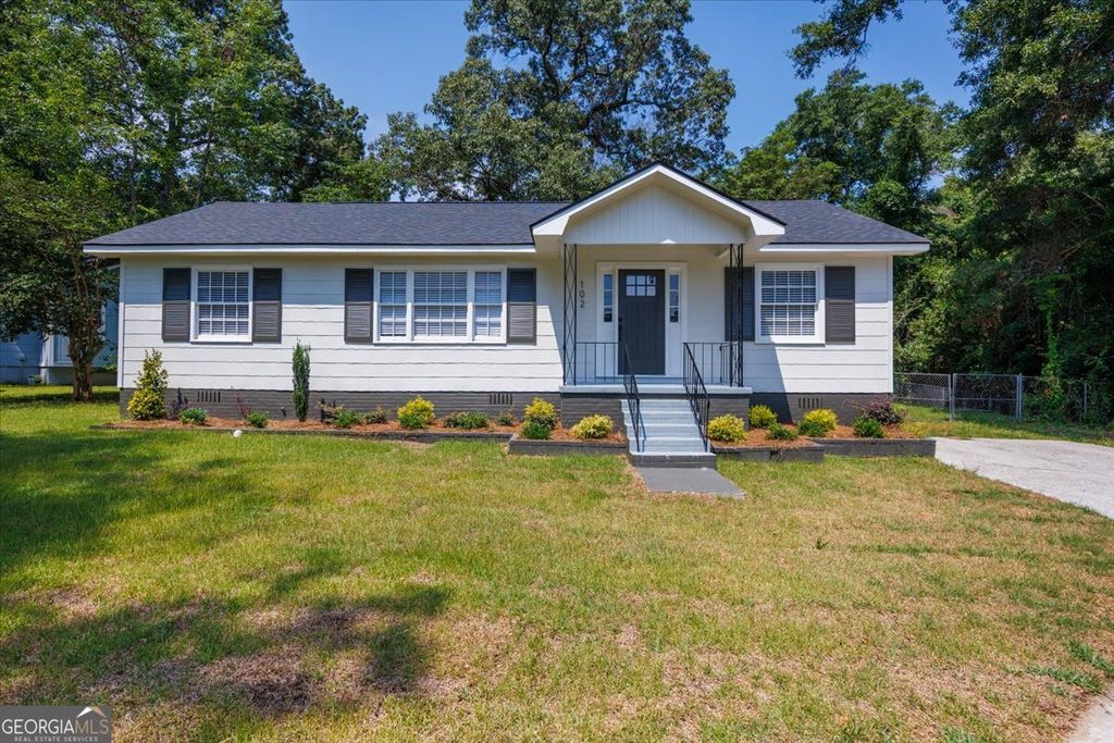 102 George Drive, Warner Robins, GA 31093