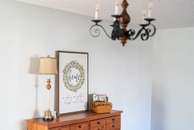 150 FALLING ROCK DR, Stuarts Draft, VA 24477