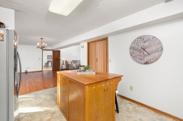 150 FALLING ROCK DR, Stuarts Draft, VA 24477