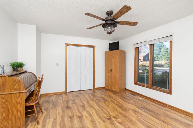 150 FALLING ROCK DR, Stuarts Draft, VA 24477