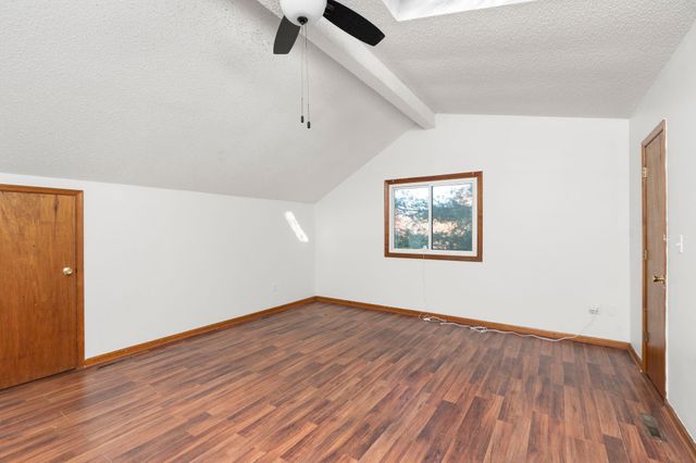 150 FALLING ROCK DR, Stuarts Draft, VA 24477