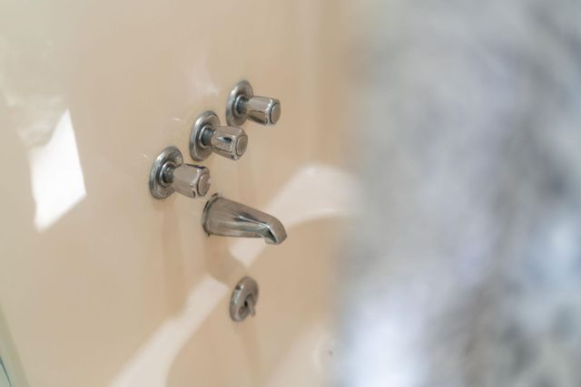 150 FALLING ROCK DR, Stuarts Draft, VA 24477