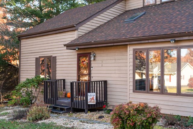 150 FALLING ROCK DR, Stuarts Draft, VA 24477