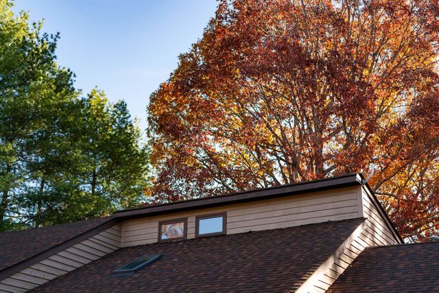 150 FALLING ROCK DR, Stuarts Draft, VA 24477