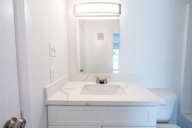 6324 Shadow Tree Drive 632, Houston, TX 77035