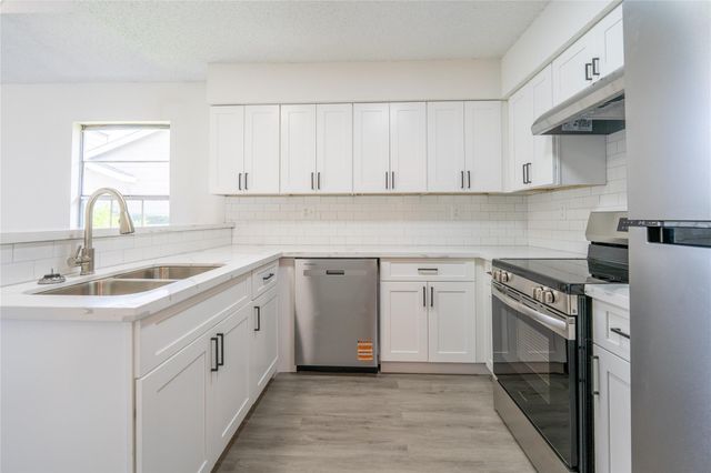 6324 Shadow Tree Drive 632, Houston, TX 77035