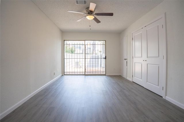 6324 Shadow Tree Drive 632, Houston, TX 77035
