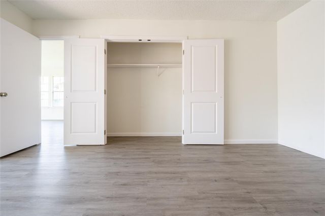 6324 Shadow Tree Drive 632, Houston, TX 77035