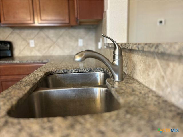 137 Bainbridge Road, Temple, TX 76502