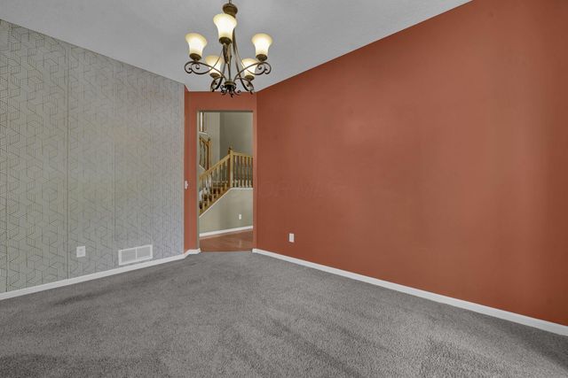6218 Falcon Chase Drive, Westerville, OH 43082
