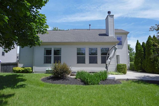 6218 Falcon Chase Drive, Westerville, OH 43082