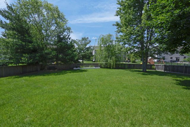 6218 Falcon Chase Drive, Westerville, OH 43082