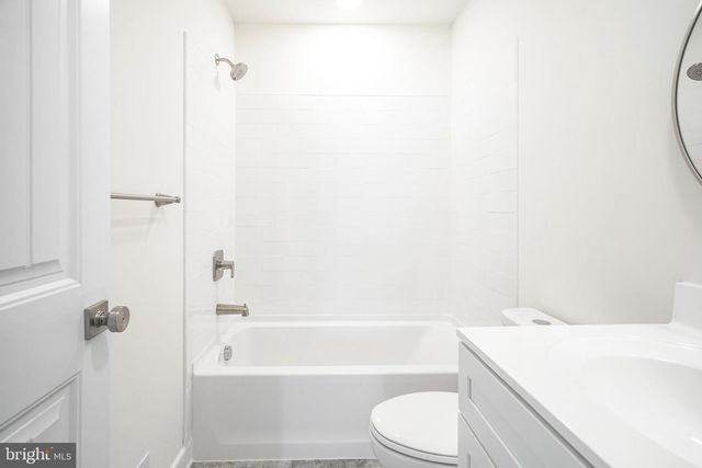 301 BILLINGSPORT ROAD, Paulsboro, NJ 08066