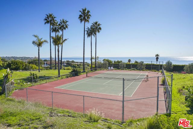 5909 Philip Avenue, Malibu, CA 90265