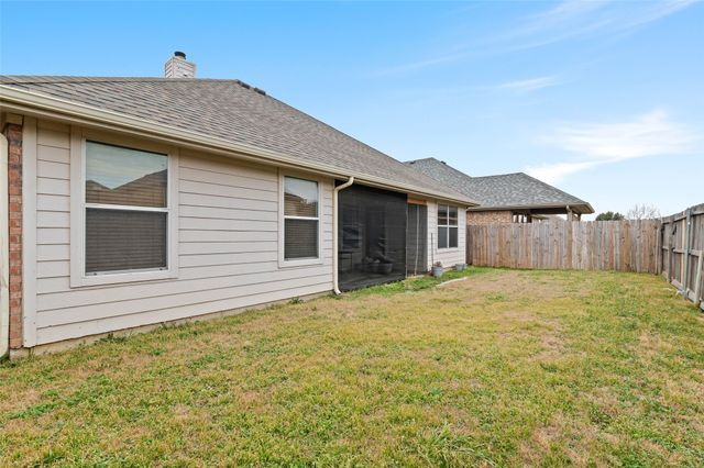2121 Castle Creek Drive, Little Elm, TX 75068