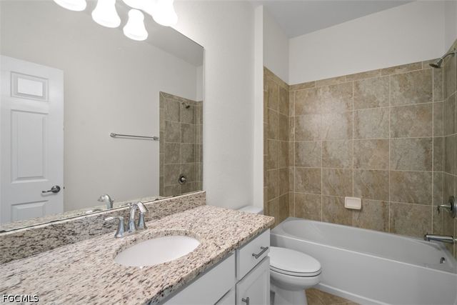 4176 Bisque LN, Fort Myers, FL 33916