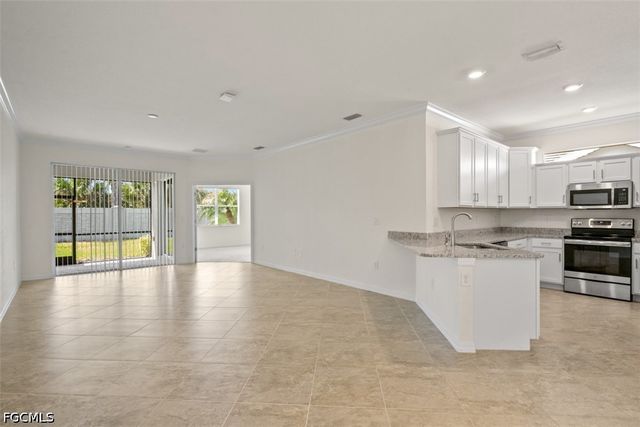 4176 Bisque LN, Fort Myers, FL 33916