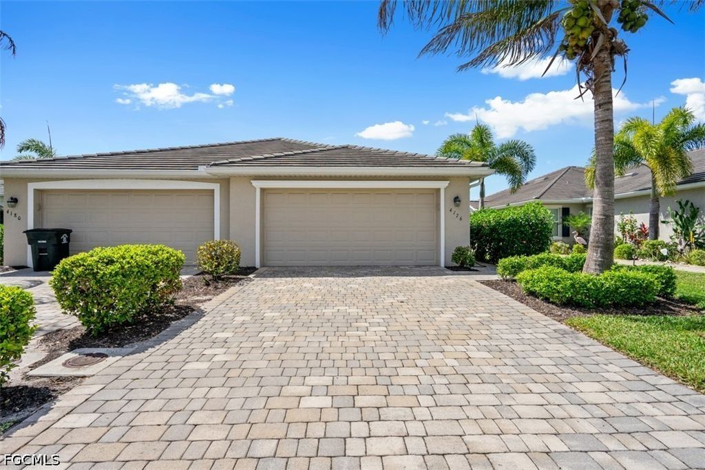 4176 Bisque LN, Fort Myers, FL 33916
