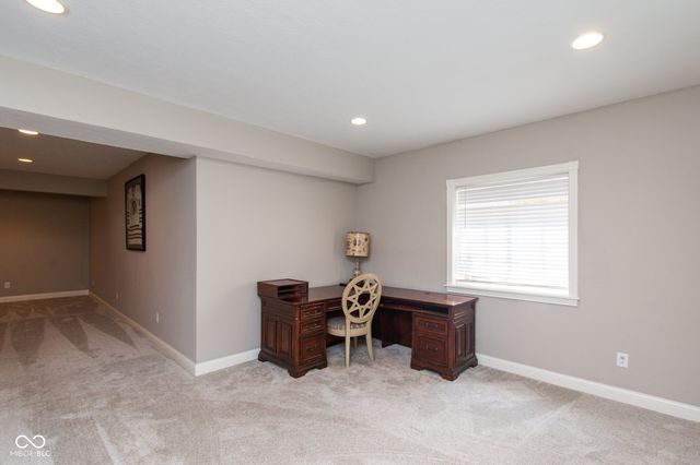 2350 Waterside Circle, Avon, IN 46123
