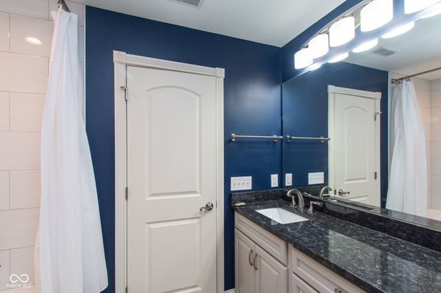 2350 Waterside Circle, Avon, IN 46123