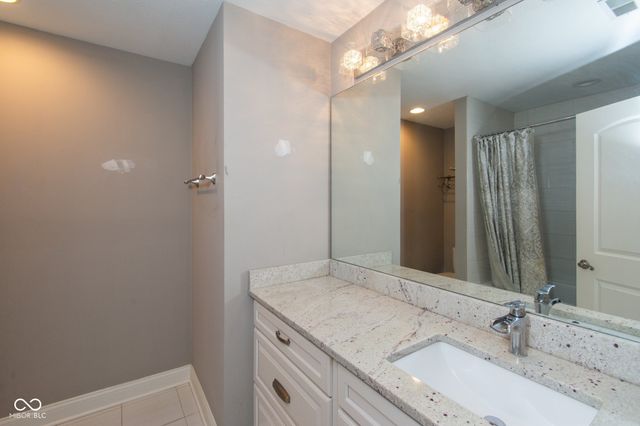 2350 Waterside Circle, Avon, IN 46123
