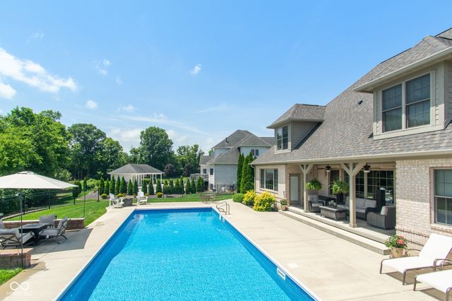 2350 Waterside Circle, Avon, IN 46123