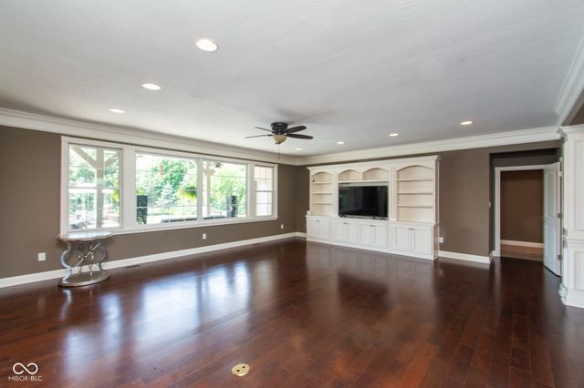2350 Waterside Circle, Avon, IN 46123