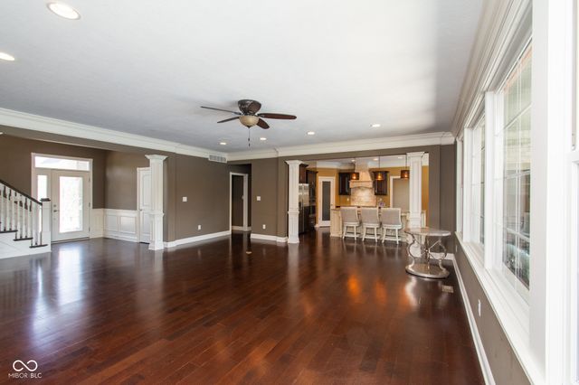 2350 Waterside Circle, Avon, IN 46123