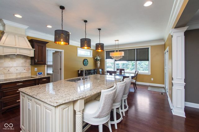 2350 Waterside Circle, Avon, IN 46123