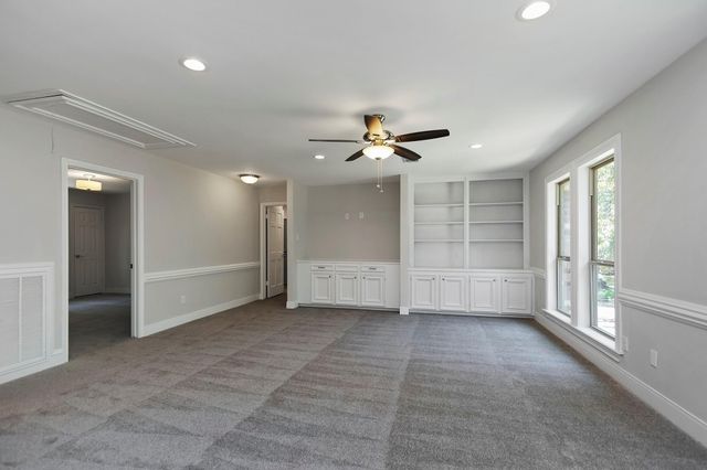810 Herdsman Drive, Houston, TX 77079