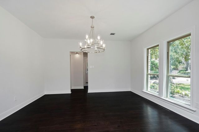 810 Herdsman Drive, Houston, TX 77079