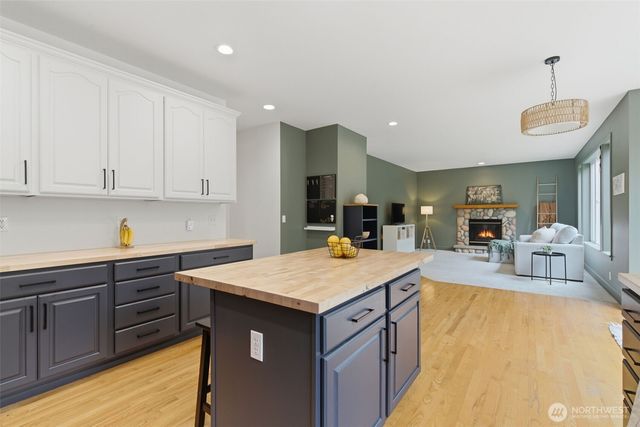14720 NW Arabian Way, Seabeck, WA 98380