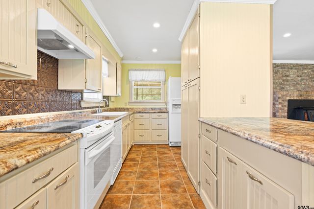 189 FM 555, Gilmer, TX 75645