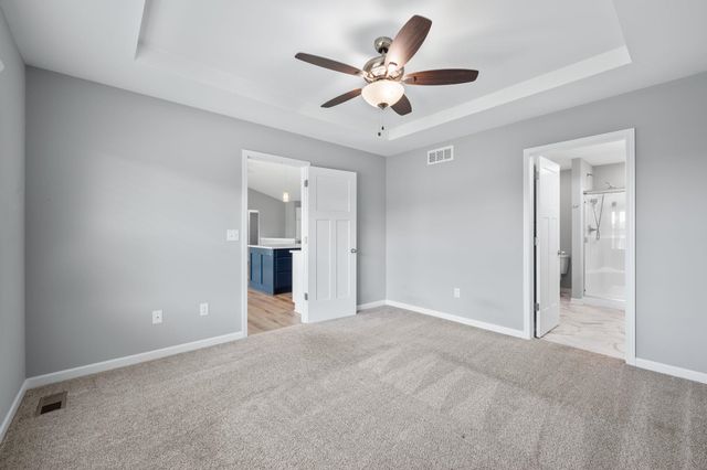 801 Bellows St, Derby, KS 67037