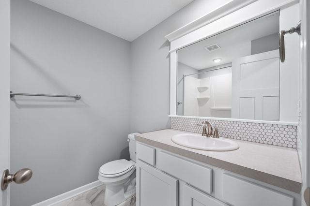 801 Bellows St, Derby, KS 67037