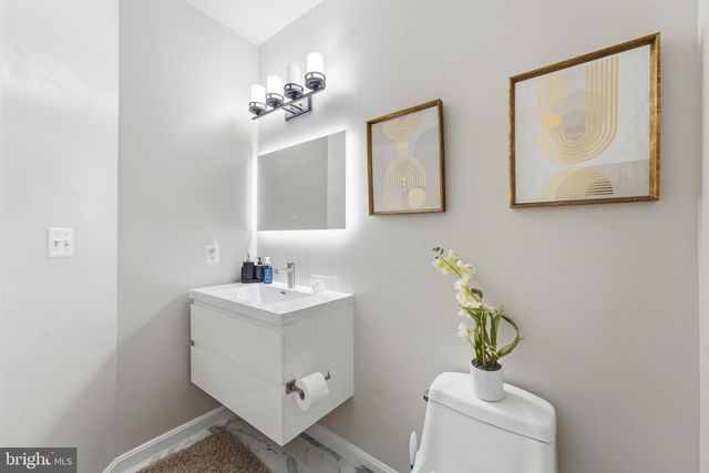 1433 HOWARD RD SE, Washington, DC 20020
