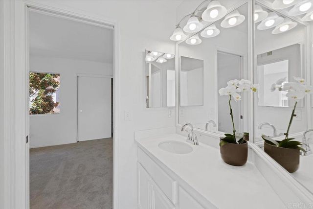 1275 Natoma Way Way B, Oceanside, CA 92057