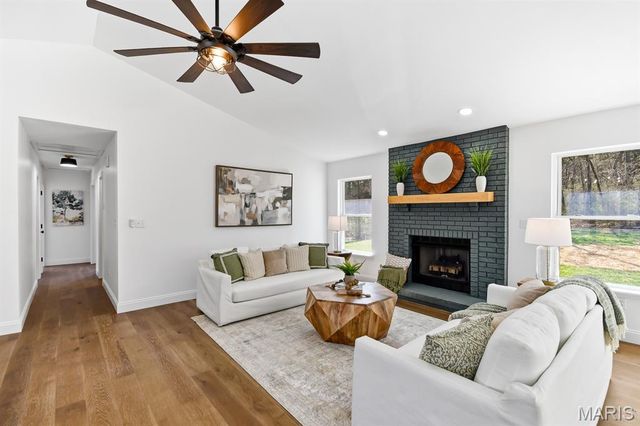 2952 Chris Drive, Villa Ridge, MO 63089