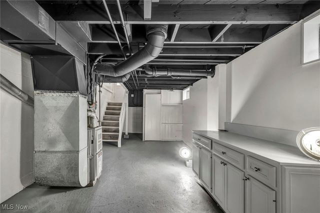 1677 Mapledale Road, Wickliffe, OH 44092