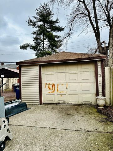 18272 Indiana Street, Detroit, MI 48221