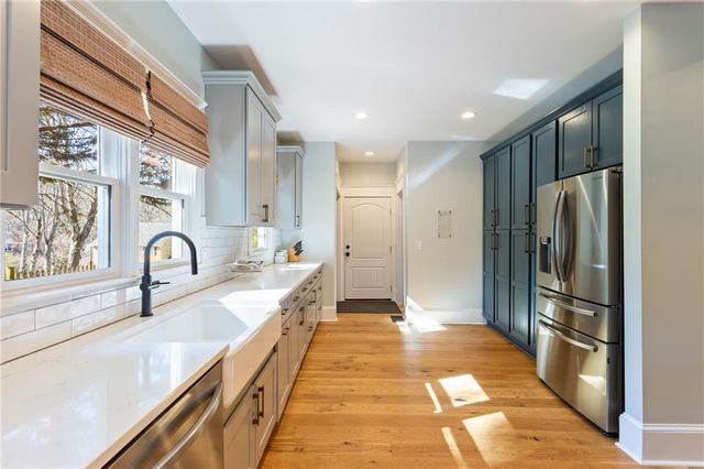 1704 Barrington Circle, Marietta, GA 30062