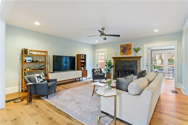 1704 Barrington Circle, Marietta, GA 30062